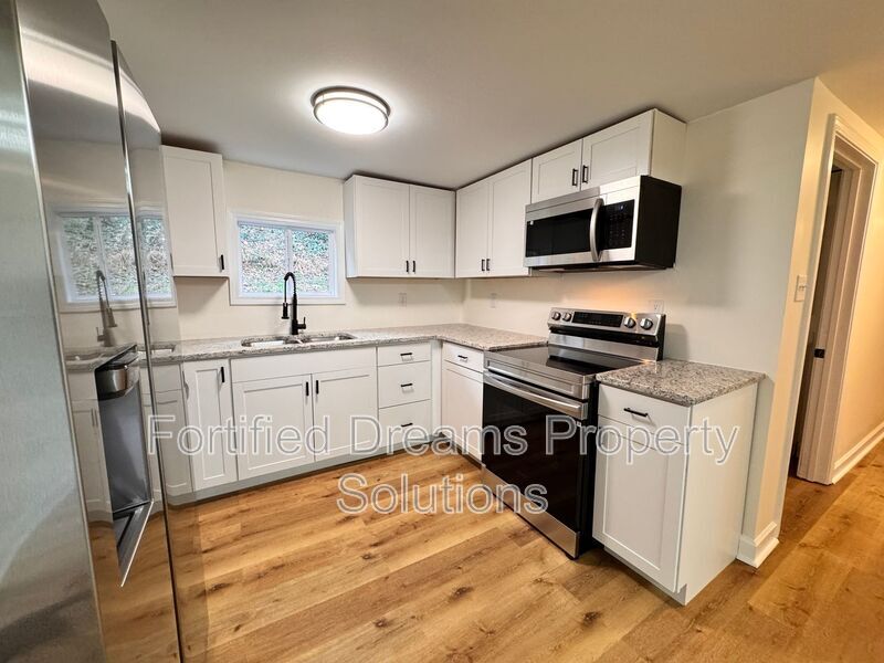 Building Photo - 94 Camp Branch Rd