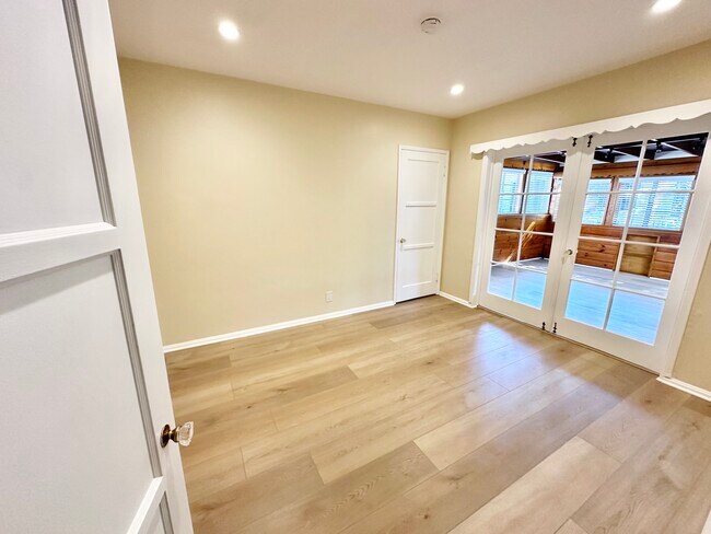 Building Photo - 2544 N Keystone St