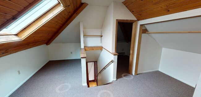 Building Photo - Bassett &amp; Wash, LLC 515 WW