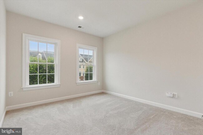 Building Photo - 409 Atwater Dr