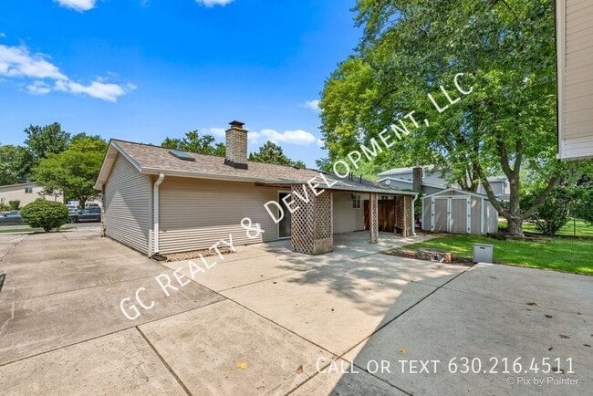 Building Photo - 1123 Duxbury Ln