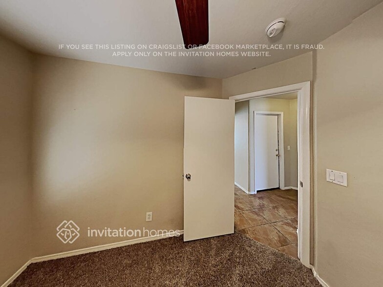 Building Photo - 12754 W Dreyfus Dr