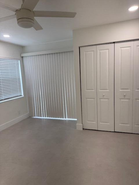 Building Photo - 9743 Saddlebrook Dr
