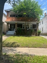 Building Photo - 2945 E 128th St