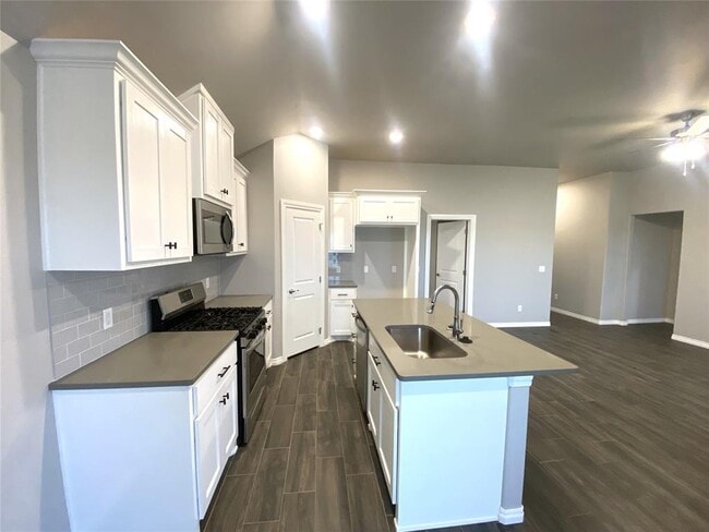 Building Photo - 19017 Tarver Wy