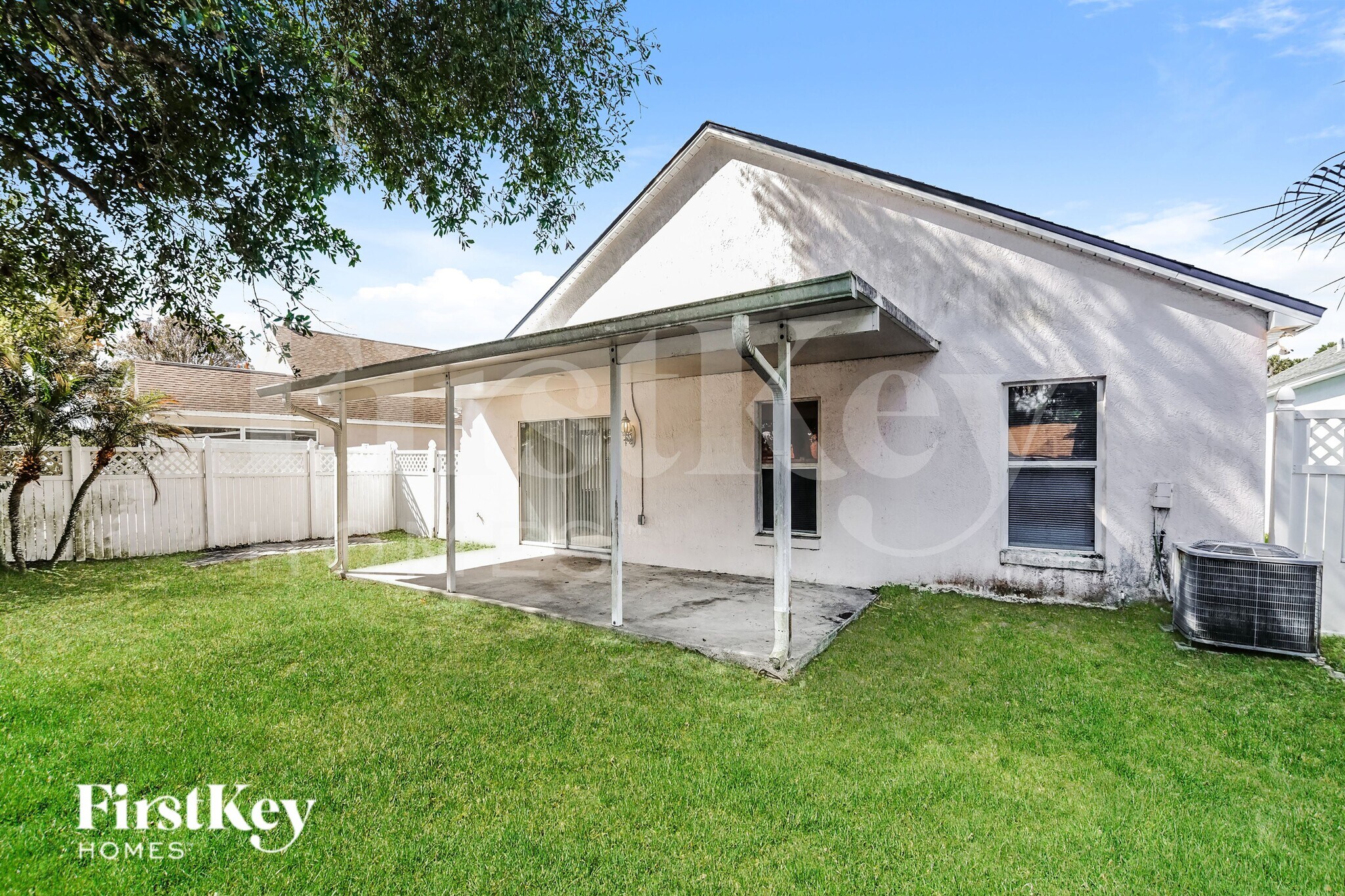 Building Photo - 601 Celito Dr