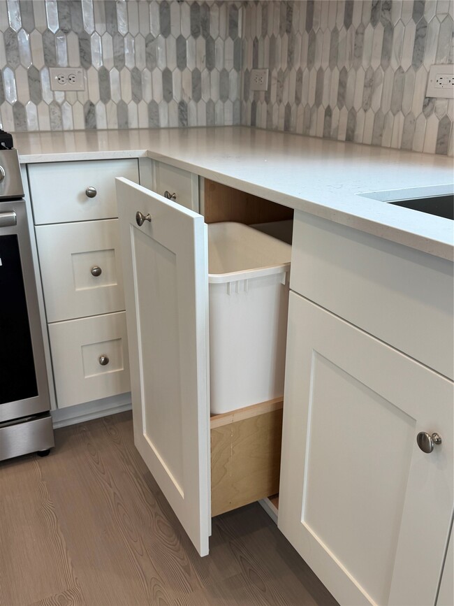 Building Photo - 6423 Green Pedal Ln