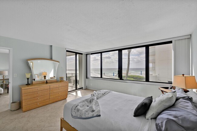 Building Photo - 3590 S Ocean Blvd