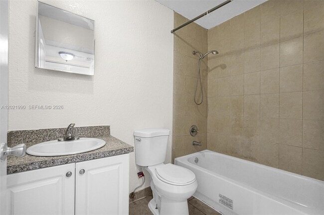 Building Photo - 400 NW 65th Ave