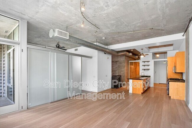 Building Photo - 1025 Island Ave