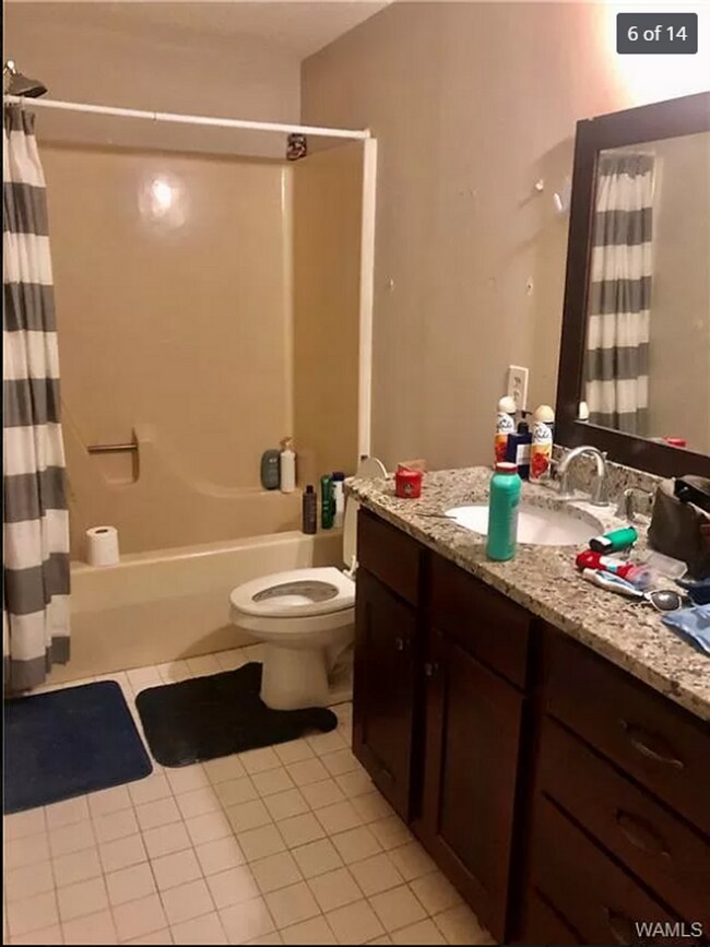 Building Photo - 1414 Caplewood Dr