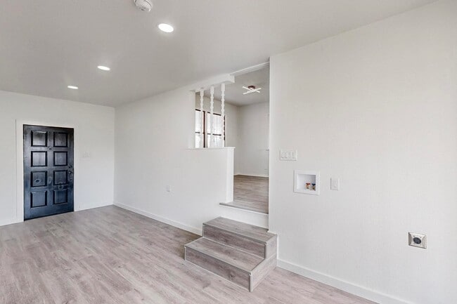 Building Photo - 4109 Fortune Ln
