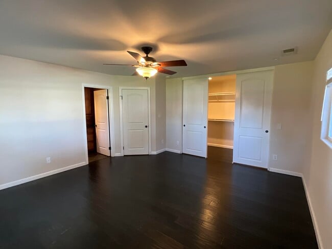 Building Photo - 75325 Pino Dr