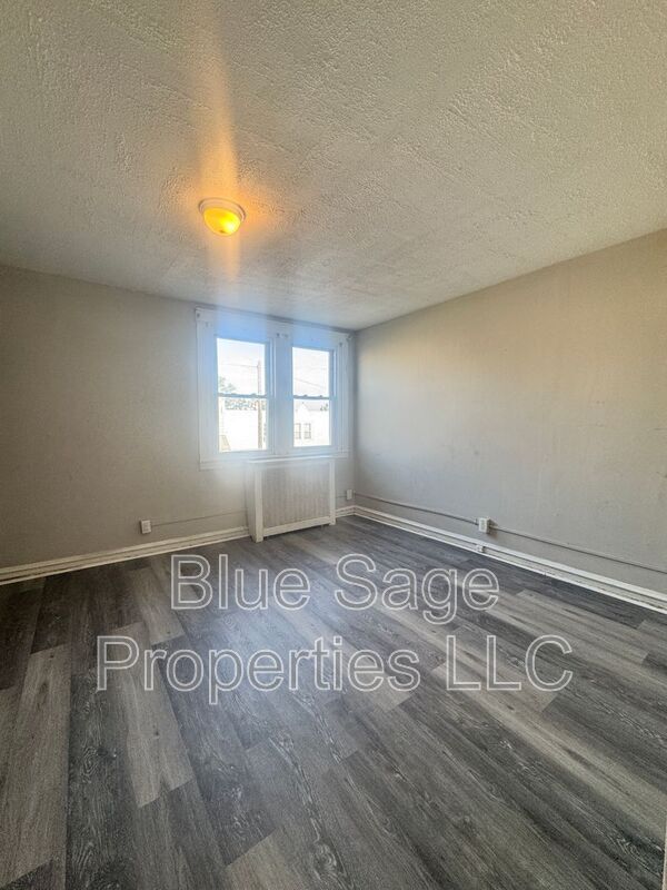 Building Photo - 145 N Madison Ave