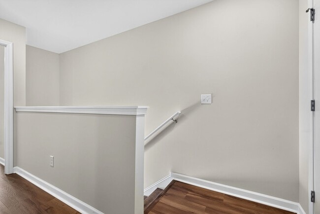 Building Photo - 3 Bedroom Townhome in Atlanta!