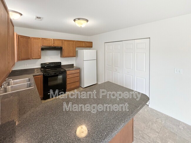 Building Photo - 52 Cardinal Creek Dr