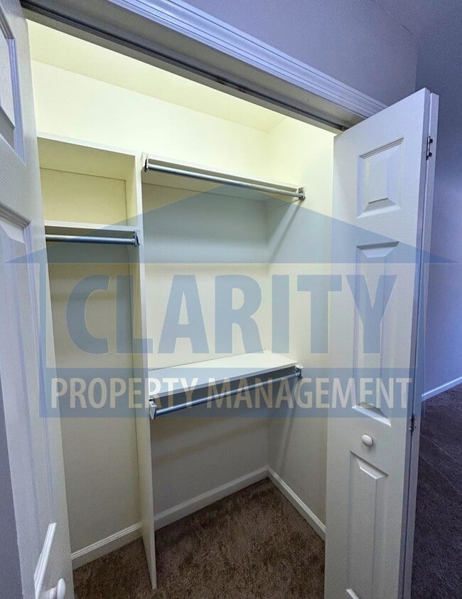 Building Photo - 3-bedroom condo w/ attached garage!