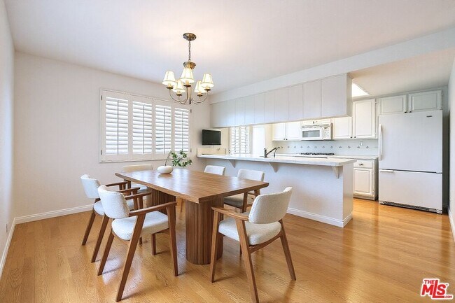 Building Photo - 1411 12th St