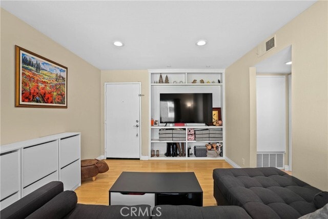Building Photo - 285 S Sierra Madre Blvd