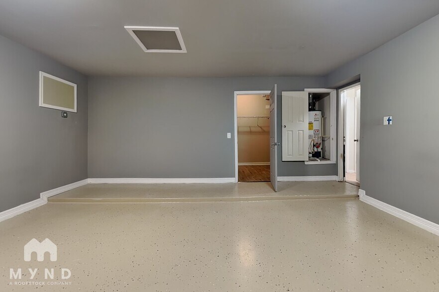 Building Photo - 21207 Wickton Ln
