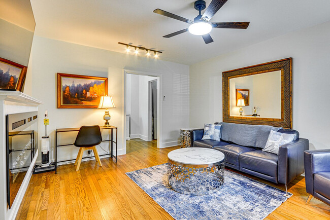 Building Photo - 1216 Pamlico Dr