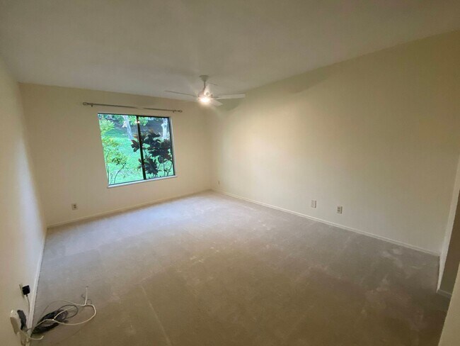 Building Photo - 159LOP