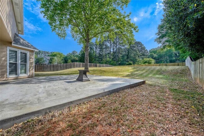 Building Photo - 532 Smithstone Trace SE
