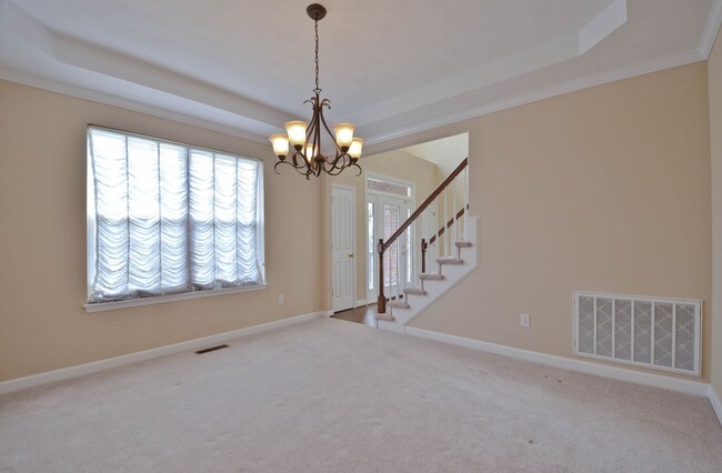 Building Photo - Discover your dream home in Virginia Beach!