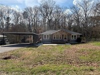 Building Photo - 3854 Davis St