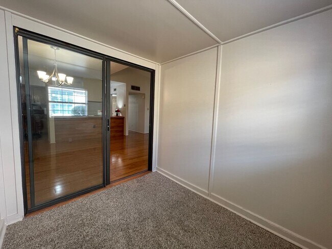 Building Photo - COMING SOON - SPACIOUS 3 BEDROOM 2 BATH BRICK HOME
