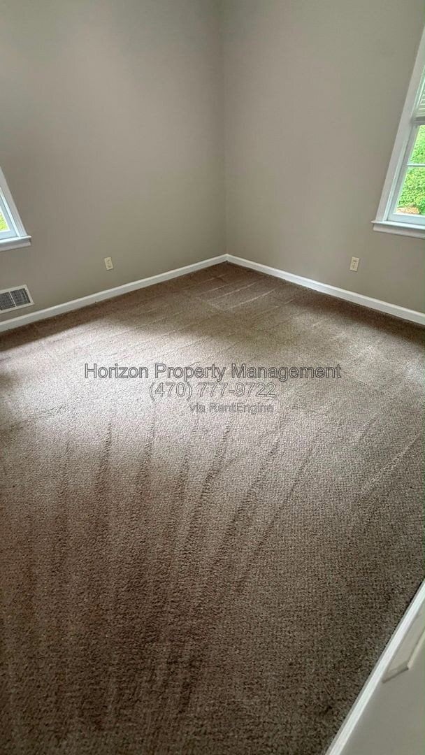 Building Photo - 4014 White Oak Ct NW