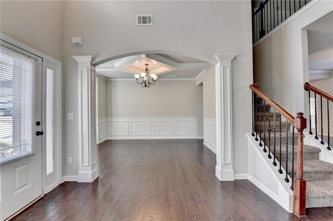 Building Photo - 4810 Haysboro Way