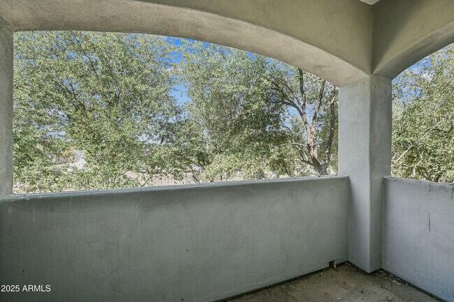 Building Photo - 4608 W Maryland Ave