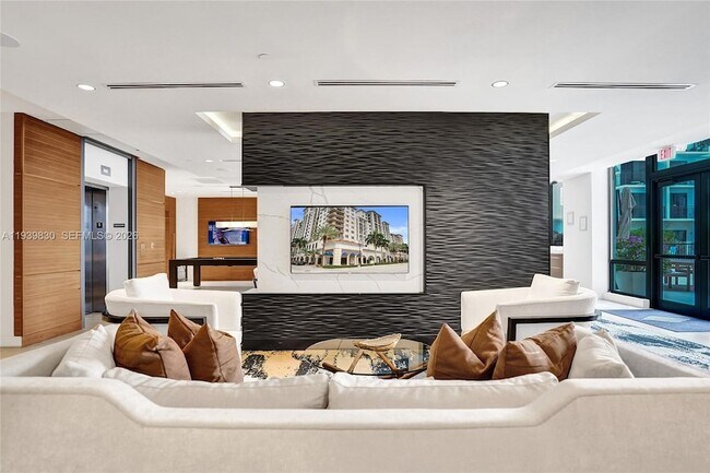 Building Photo - 101 E Camino Real