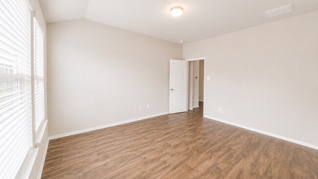 Building Photo - 6410 Indigo Cliff Dr