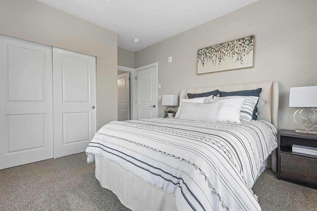 Building Photo - 3288 N 200 W