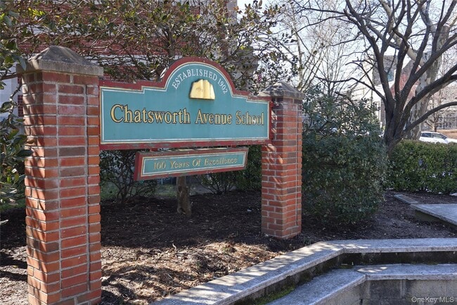 Building Photo - 14 Bonnett Ave