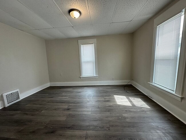 Building Photo - 207 K St