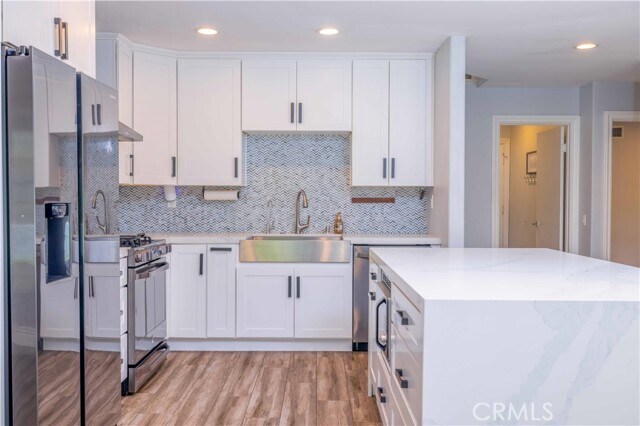 Building Photo - 8113 E Kennedy Rd