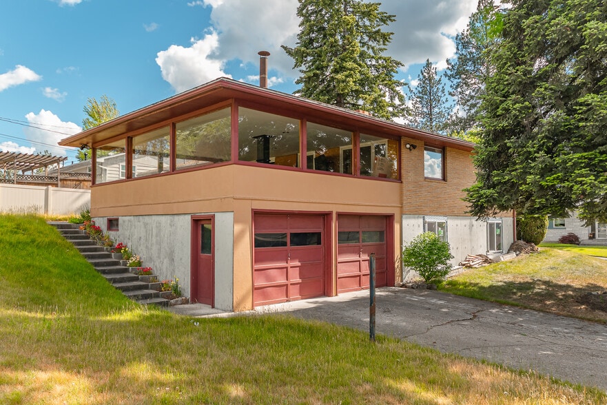 Building Photo - 6532 N Drumheller St