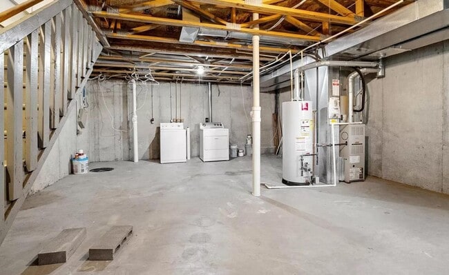 Building Photo - Lovely 2 Bedroom / 2 Bath for Rent