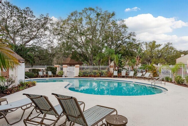 Building Photo - 1602 Brigadoon Dr