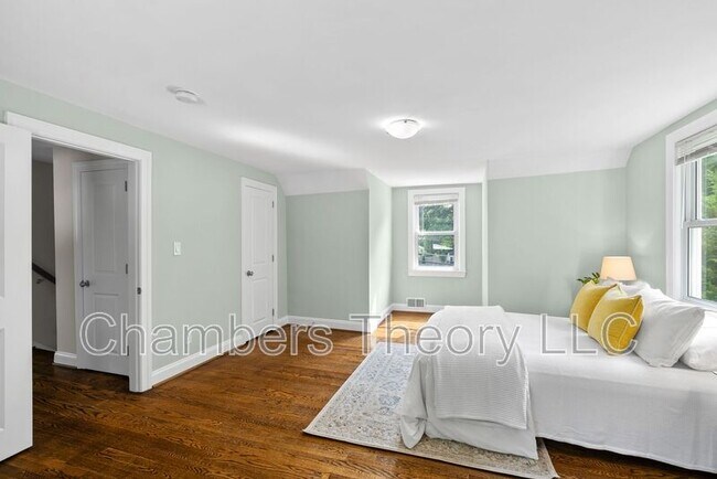 Building Photo - 3318 Holloman Rd