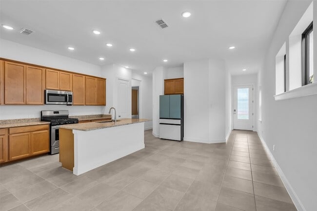 Building Photo - 10607 Katherine Lk Dr