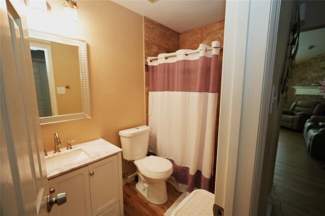 Building Photo - 135 Fairwind Trail Dr