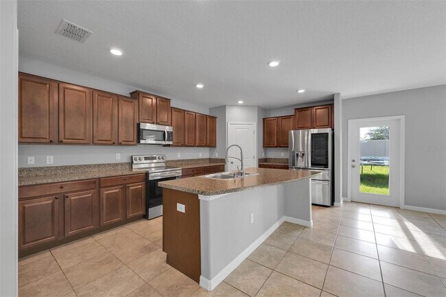 Building Photo - 6821 Blue Moon Wy