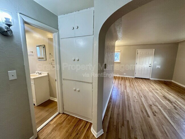 Building Photo - 3523 S Downing St