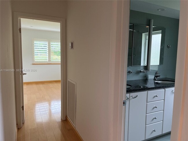 Building Photo - 7921 SW 143rd St