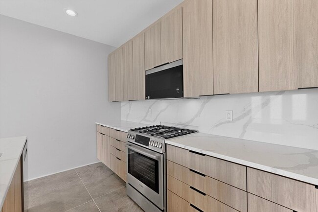 Building Photo - 705 Alcalde Pl SW