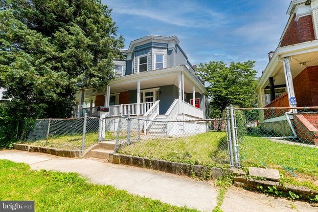 Primary Photo - 3603 Oakmont Ave
